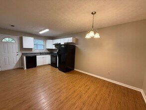 115 Vintage Ct in Athens, GA - Building Photo - Building Photo