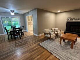 776 Dearborn Ave NE in Keizer, OR - Building Photo