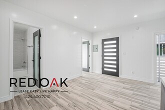 836 Van Ness Ave in Los Angeles, CA - Building Photo - Building Photo