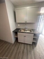 12007 Beulah Ave in Cleveland, OH - Building Photo