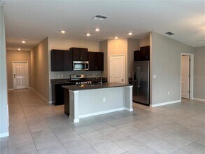 9431 Channing Hill Dr in Sun City Center, FL - Building Photo - Building Photo