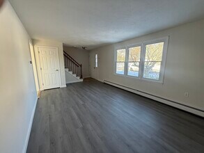 11 Julian Ln in Milford, MA - Building Photo - Building Photo