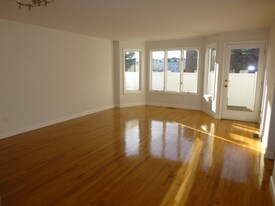 1 Raymond St, Unit D in Boston, MA - Building Photo
