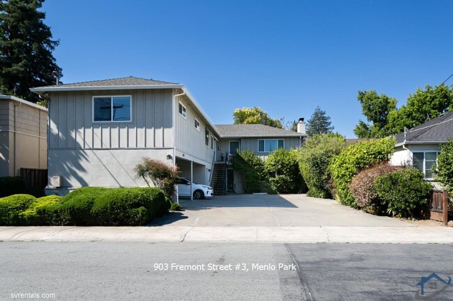 property at 903 Fremont St