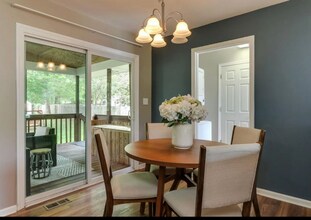 1114 Vandora Springs Rd in Garner, NC - Building Photo - Building Photo