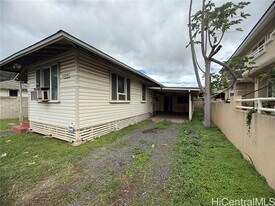 87-238-238 Farrington Hwy in Waianae, HI - Building Photo