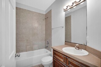 8305 Homeport Ct in Jacksonville, FL - Building Photo - Building Photo