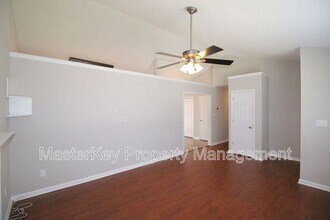 305 Noonday Ct in Holly Springs, NC - Building Photo - Building Photo