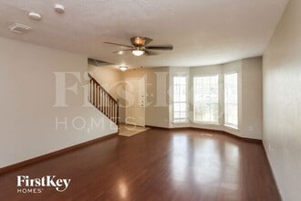 10826 Belle Haven Dr in Houston, TX - Building Photo - Building Photo