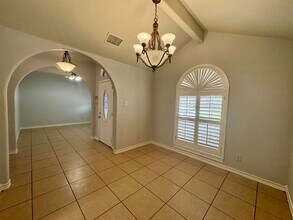 1913 Orange Blossom Loop in Laredo, TX - Building Photo - Building Photo