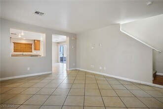 4928 Secret Rock St in Las Vegas, NV - Building Photo - Building Photo