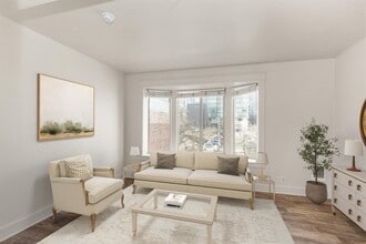 Zindorf Apartments in Seattle, WA - Building Photo - Building Photo