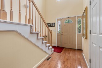 25 Magnolia Ln in Marlborough, MA - Building Photo - Building Photo