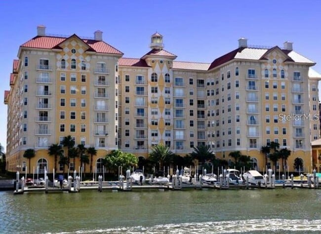 700 S Harbour Island Blvd