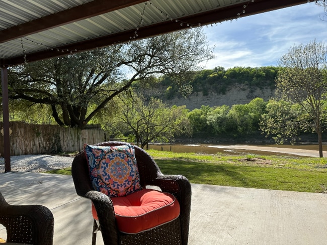 property at 941 River View Ct
