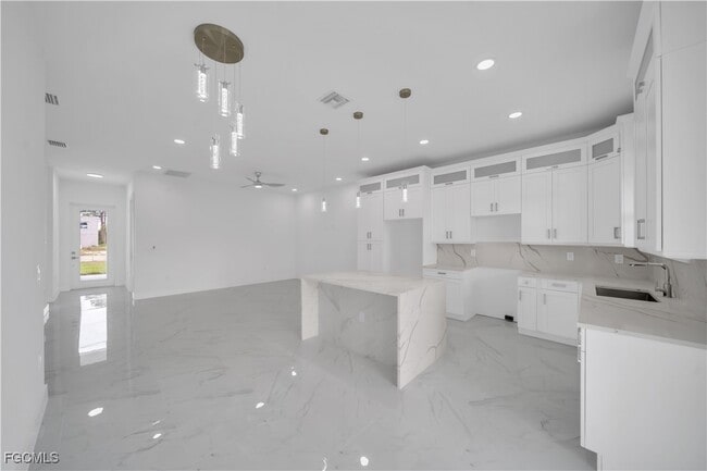 property at 1153 Countess Ave