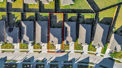 5139 Sunvalley Bend Dr in Katy, TX - Foto de edificio - Building Photo