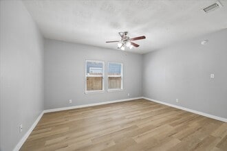 17307 Hannah Oaks Ln in Humble, TX - Building Photo - Building Photo