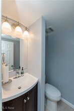 25111 S Woodland Rd in Beachwood, OH - Building Photo - Building Photo