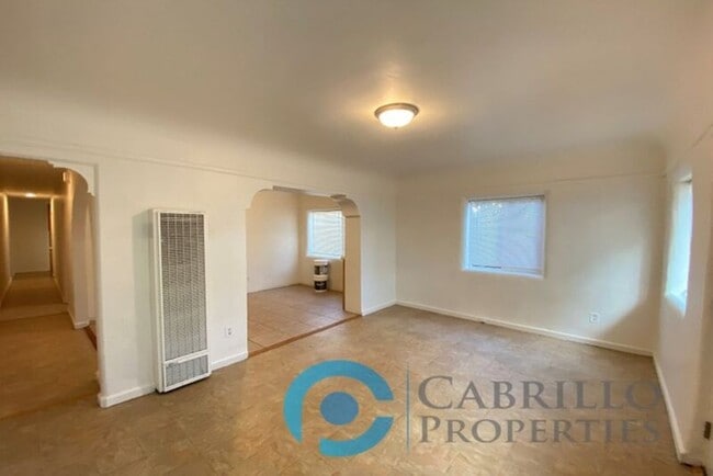 3087 J St in San Diego, CA - Building Photo - Building Photo