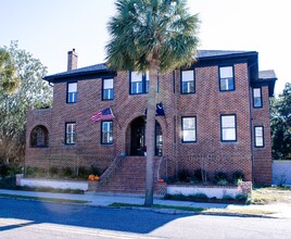 195 Tradd St in Charleston, SC - Foto de edificio - Building Photo