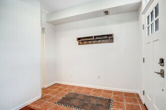 645 Girard St NE in Washington, DC - Building Photo - Building Photo