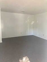 5647 Rose Dr in Moss Point, MS - Building Photo - Building Photo