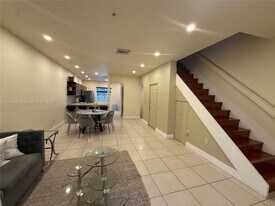 5660 NW 115th Ct in Doral, FL - Building Photo