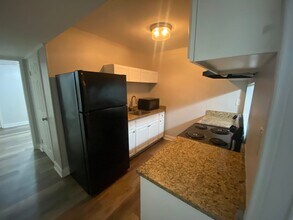 2467 Brownlee St in Baton Rouge, LA - Building Photo - Building Photo