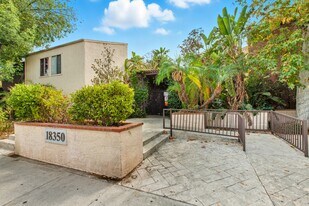 18350 Hatteras St, Unit 253 in Tarzana, CA - Building Photo