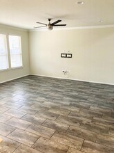 14012 Eucalyptus Bnd in Austin, TX - Building Photo - Building Photo