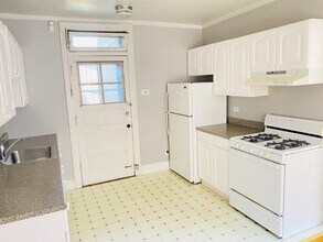 1335 W Carmen Ave, Unit 3B in Chicago, IL - Building Photo - Building Photo