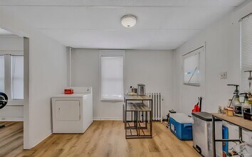 609 Moir Ct, Unit APARTMENT 3 in Scranton, PA - Foto de edificio - Building Photo