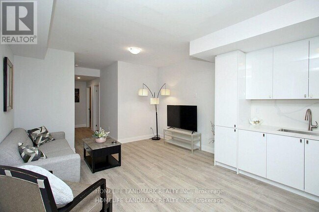 46 Seguin St in Richmond Hill, ON - Building Photo - Building Photo