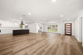 10115 Moorberry Ln in Houston, TX - Building Photo - Building Photo