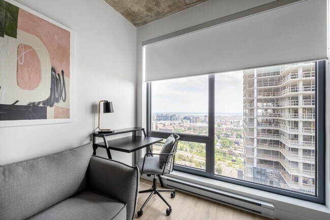 1555 Boul. René-Lévesque O in Montréal, QC - Building Photo - Building Photo