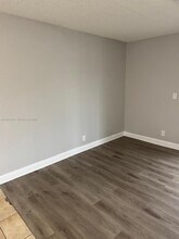 5780 Rock Island Rd in Tamarac, FL - Building Photo - Building Photo