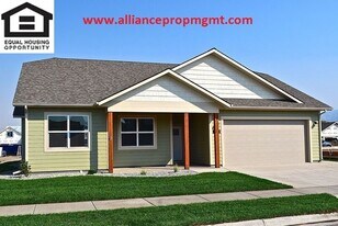 3139 Flurry Ln in Bozeman, MT - Building Photo