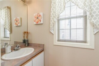123 Schilling Ln in Rochester, NY - Building Photo - Building Photo