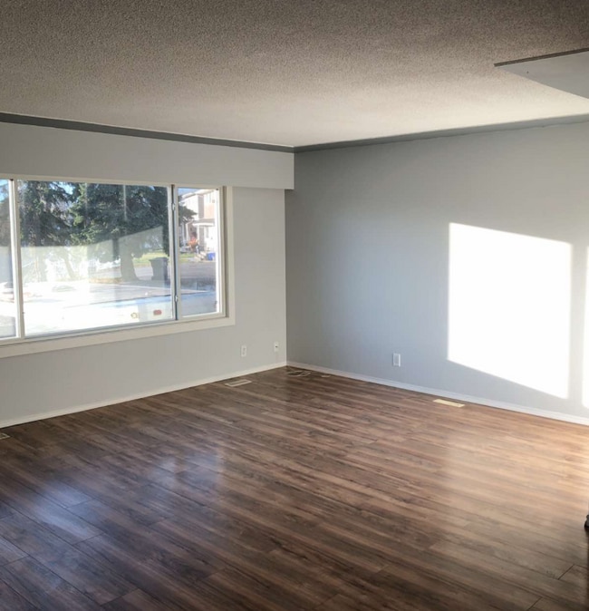 1452 Nation Crescent in Prince George, BC - Building Photo - Building Photo