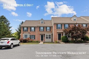 1921 Shady Oak Dr in Mount Joy, PA - Building Photo