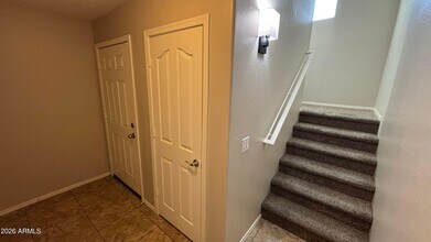 3250 W Greenway Rd in Phoenix, AZ - Building Photo - Building Photo