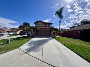 43370 Corte Benitez in Temecula, CA - Building Photo - Building Photo