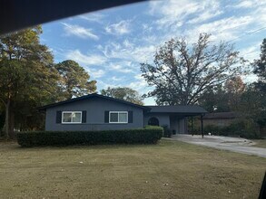 2150 Rochelle Way in College Park, GA - Building Photo - Building Photo