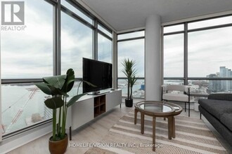 5 Mariner Terrace in Toronto, ON - Building Photo - Building Photo