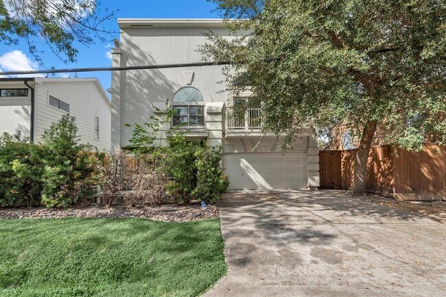 property at 701 Roy St