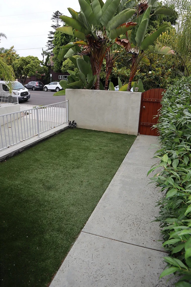 property at 1510 Ynez Pl