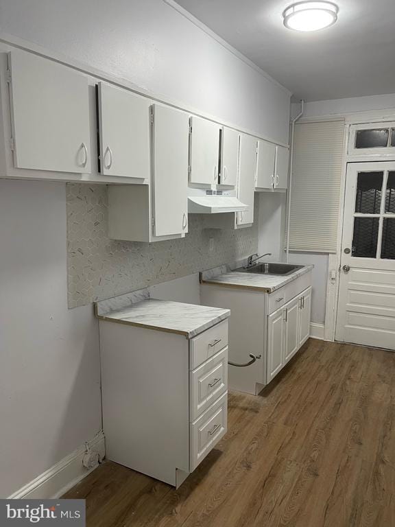 property at 2207 W Lafayette Ave