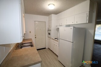 512 Creek St in Copperas Cove, TX - Building Photo - Building Photo