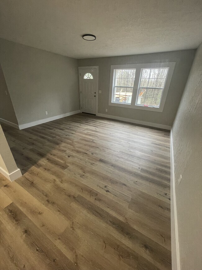 37 Roberts Ln in Bethel Springs, TN - Building Photo - Building Photo